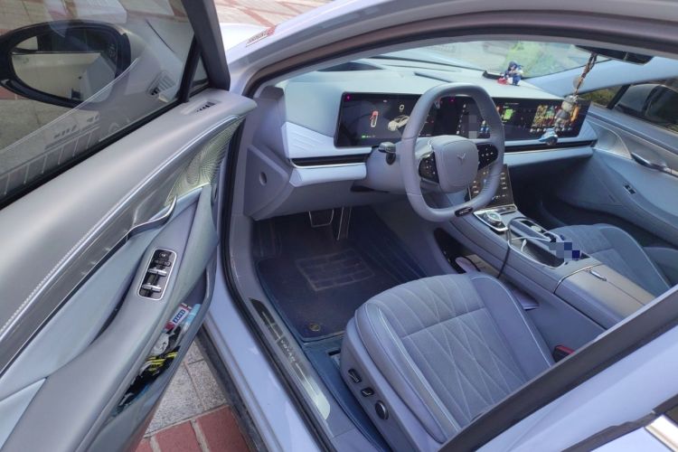 Used VOYAH PASSION 2023 Four-Wheel Drive Flagship Edition Driver Seat