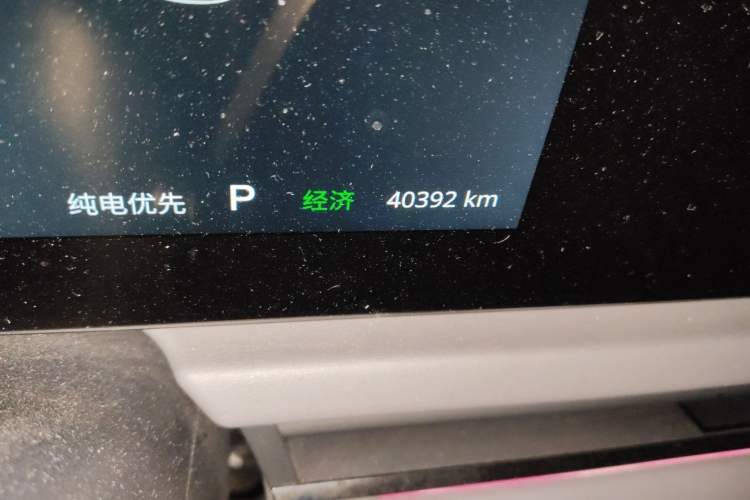 Used VOYAH PASSION 2024 PHEV Four-Wheel Drive Ultra-Long Range Flagship Model Odometer Close Up