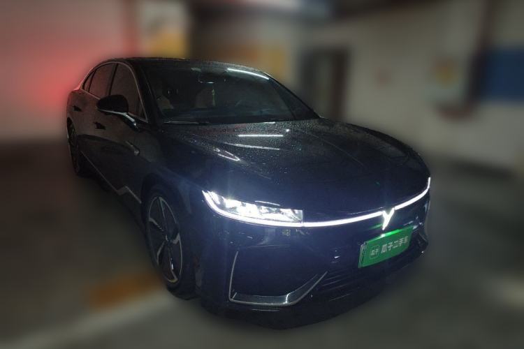 Used VOYAH PASSION 2023 Four-Wheel Drive Flagship Edition Front Right 45 Deg