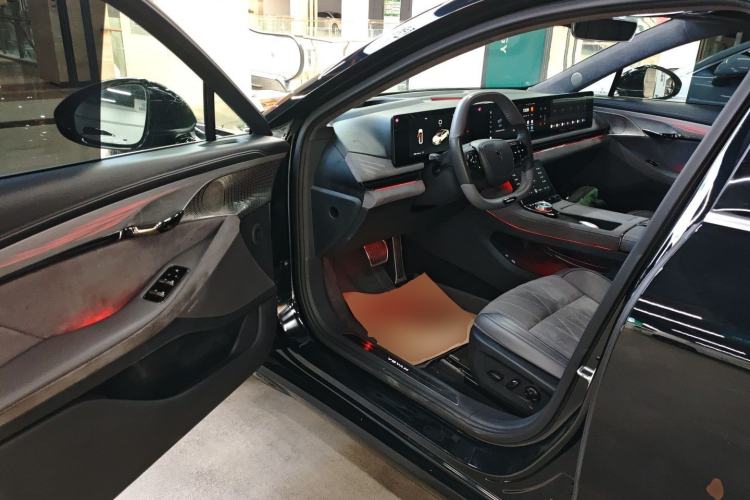 Used VOYAH PASSION 2023 Four-Wheel Drive Long-Range Version Interior 3