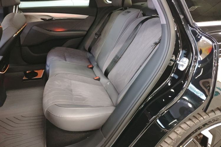 Used VOYAH PASSION 2023 Four-Wheel Drive Long-Range Version Interior 4