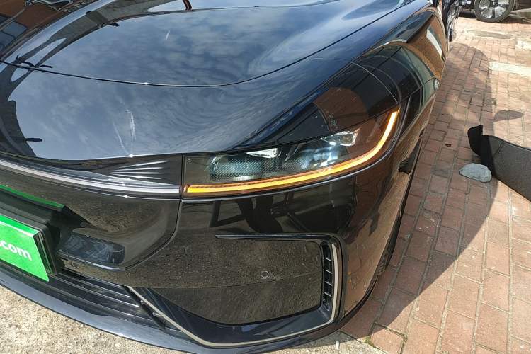 Used VOYAH PASSION 2023 Four-Wheel Drive Long-Range Version Left Front Headlight