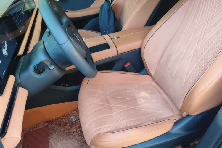 Used VOYAH PASSION 2023 Four-Wheel Drive Standard Edition Left Front Seat