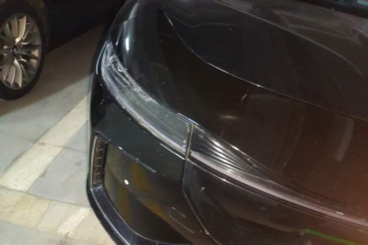 Used VOYAH PASSION 2023 Four-Wheel Drive Long-Range Version Right Front Headlight