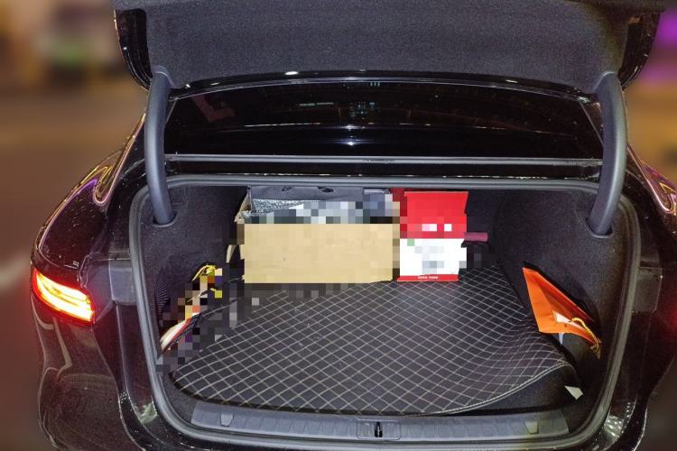 Used VOYAH PASSION 2023 Four-Wheel Drive Flagship Edition Trunk