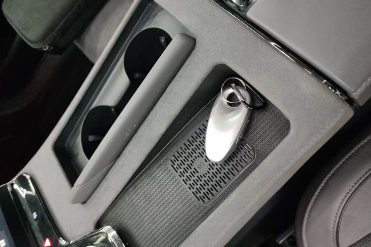 Used VOYAH PASSION 2023 Four-Wheel Drive Flagship Edition Vehicle Key
