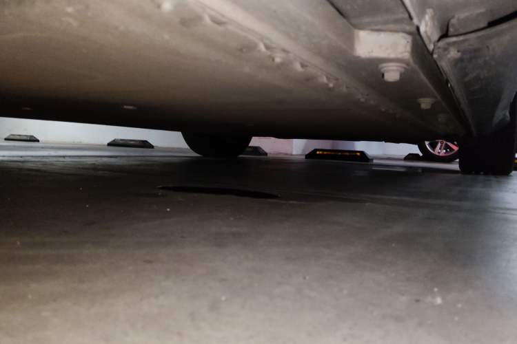 Used VOYAH PASSION 2023 Four-Wheel Drive Flagship Edition Chassis Front Left