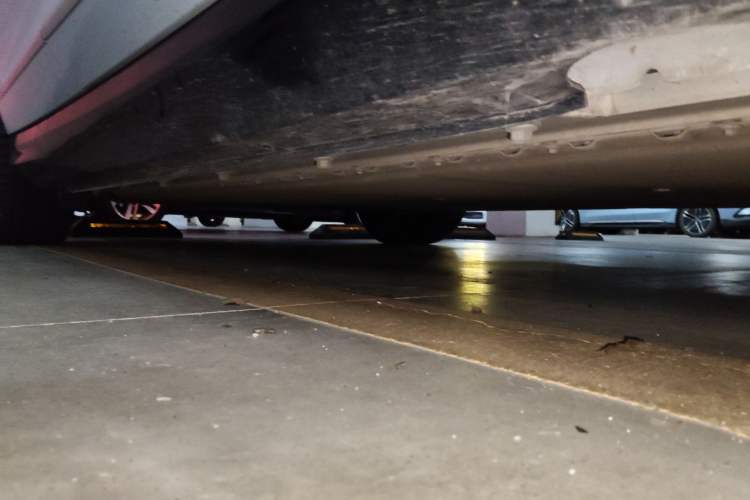 Used VOYAH PASSION 2023 Four-Wheel Drive Flagship Edition Chassis Front Right