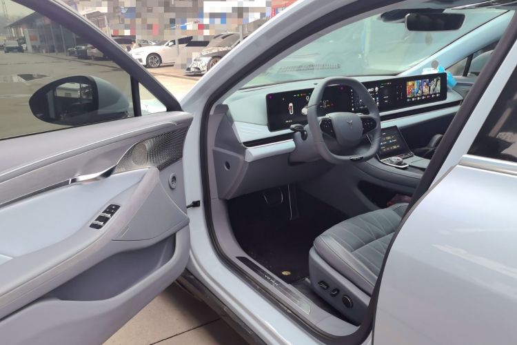 Used VOYAH PASSION 2023 Four-Wheel Drive Flagship Edition Driver Seat