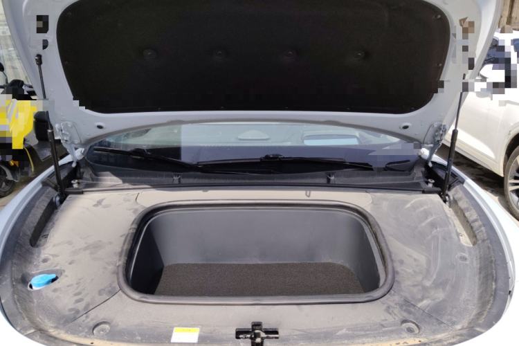 Used VOYAH PASSION 2023 Four-Wheel Drive Flagship Edition Engine Bay