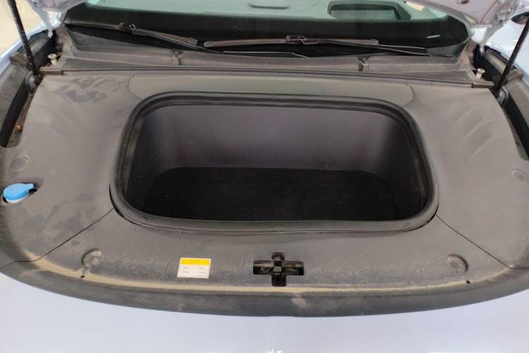 Used VOYAH PASSION 2023 Four-Wheel Drive Flagship Edition Engine Bay