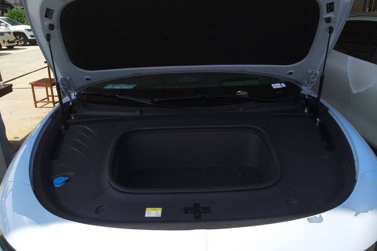 Used VOYAH PASSION 2023 Four-Wheel Drive Long-Range Version Engine Bay