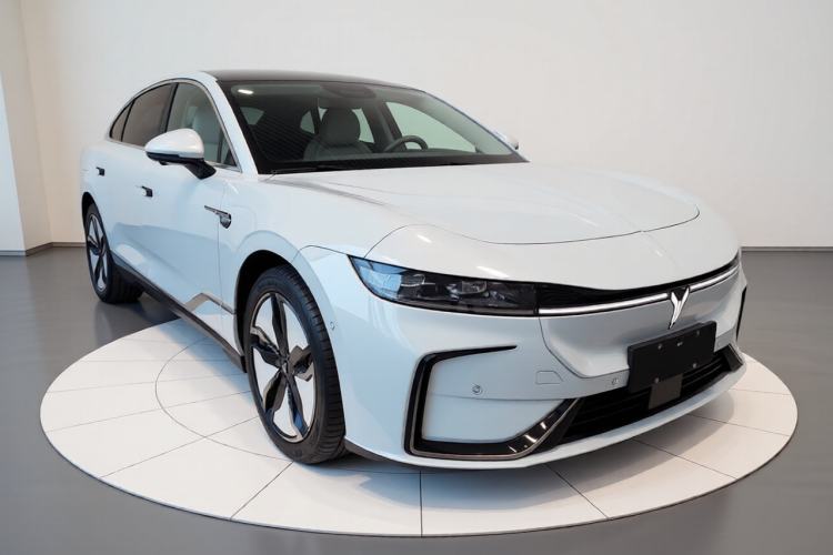 Used VOYAH PASSION 2023 Four-Wheel Drive Flagship Edition Exterior 1
