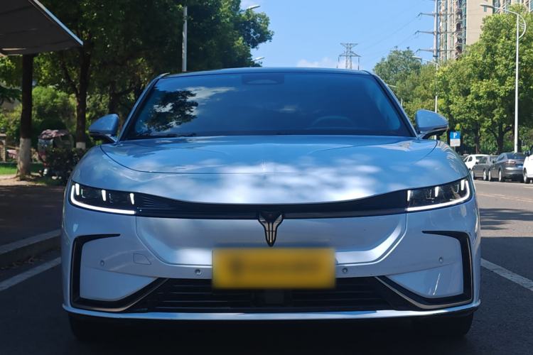 Used VOYAH PASSION 2023 Four-Wheel Drive Flagship Edition Exterior 2