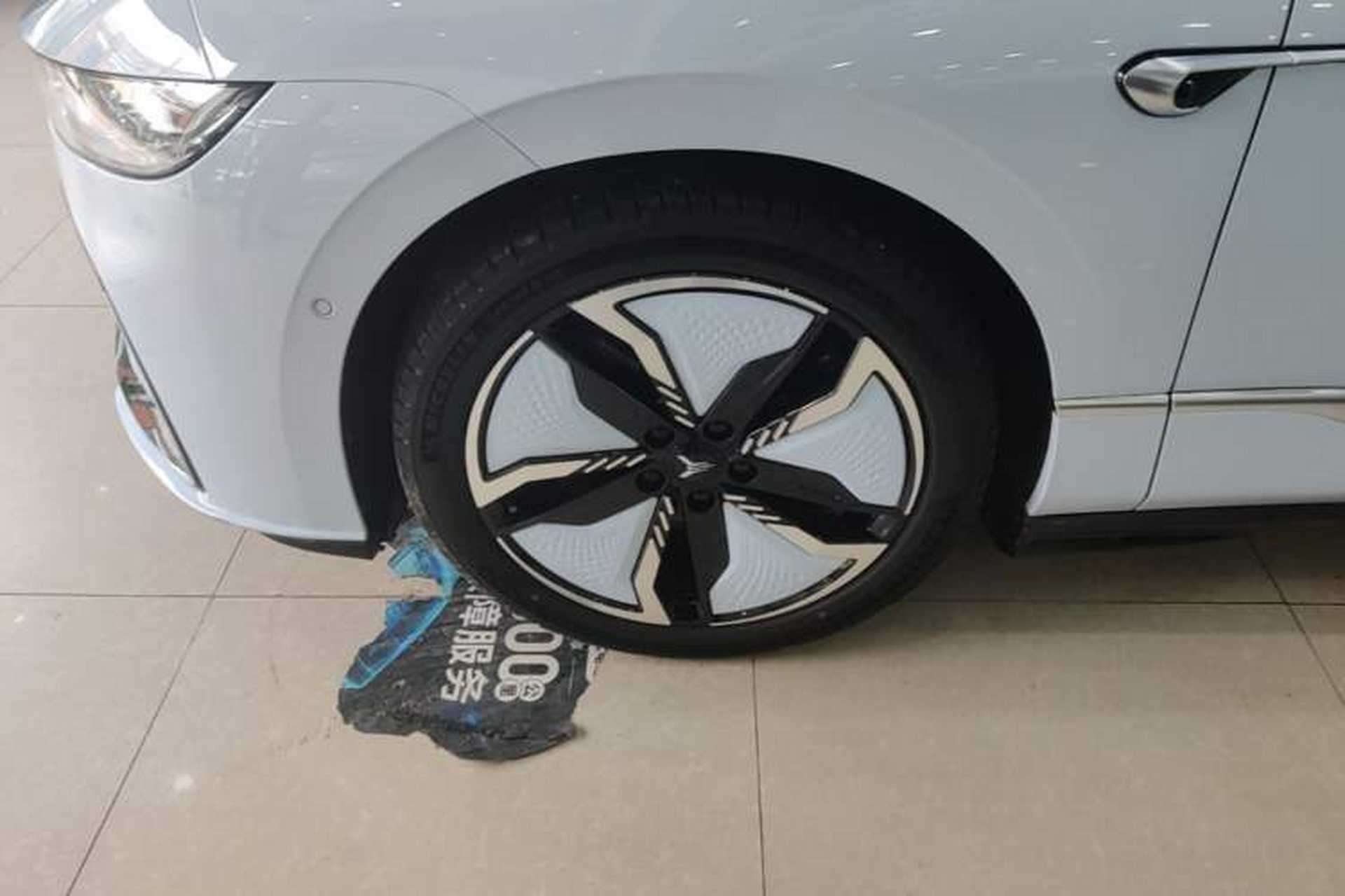 Used VOYAH PASSION 2023 Four-Wheel Drive Flagship Edition Exterior 4
