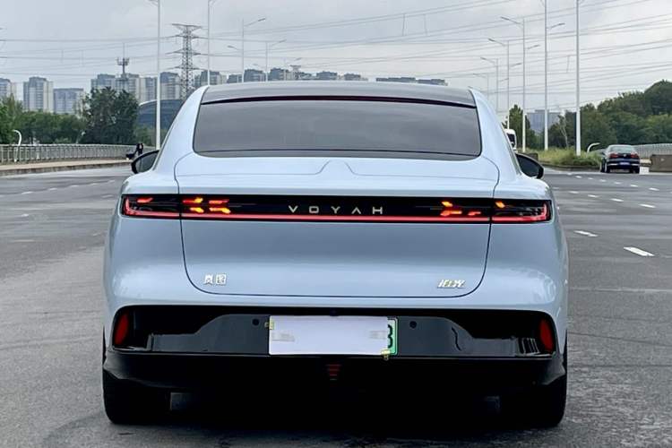 Used VOYAH PASSION 2023 Four-Wheel Drive Flagship Edition Exterior 6