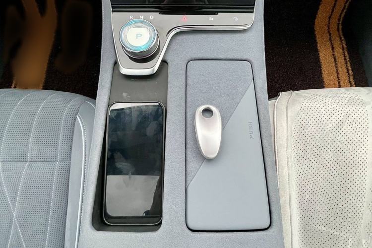 Used VOYAH PASSION 2023 Four-Wheel Drive Flagship Edition Gear Lever