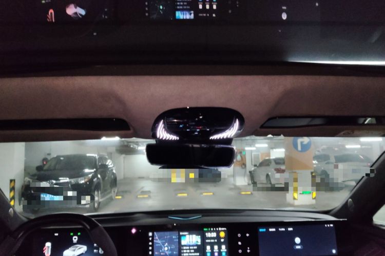 Used VOYAH PASSION 2023 Four-Wheel Drive Flagship Edition Headliner