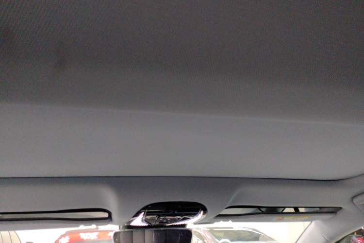 Used VOYAH PASSION 2023 Four-Wheel Drive Flagship Edition Headliner