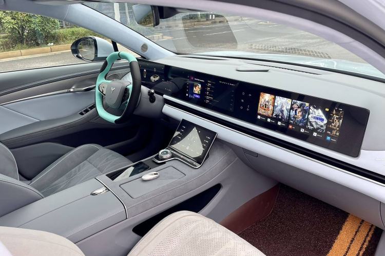 Used VOYAH PASSION 2023 Four-Wheel Drive Flagship Edition Interior 6