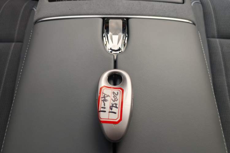 Used VOYAH PASSION 2023 Four-Wheel Drive Standard Edition Interior 7