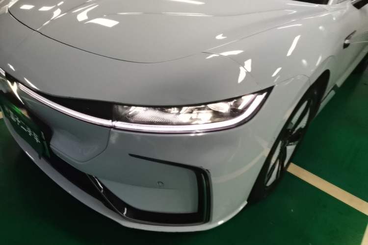Used VOYAH PASSION 2023 Four-Wheel Drive Flagship Edition Left Front Headlight
