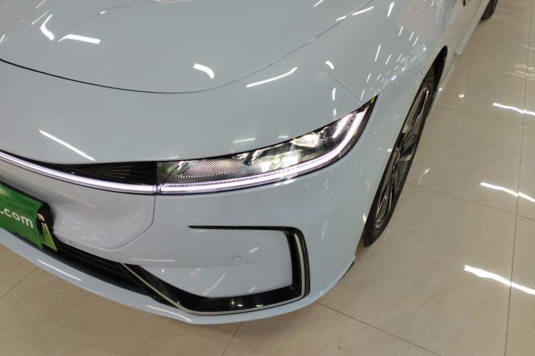 Used VOYAH PASSION 2023 Four-Wheel Drive Flagship Edition Left Front Headlight