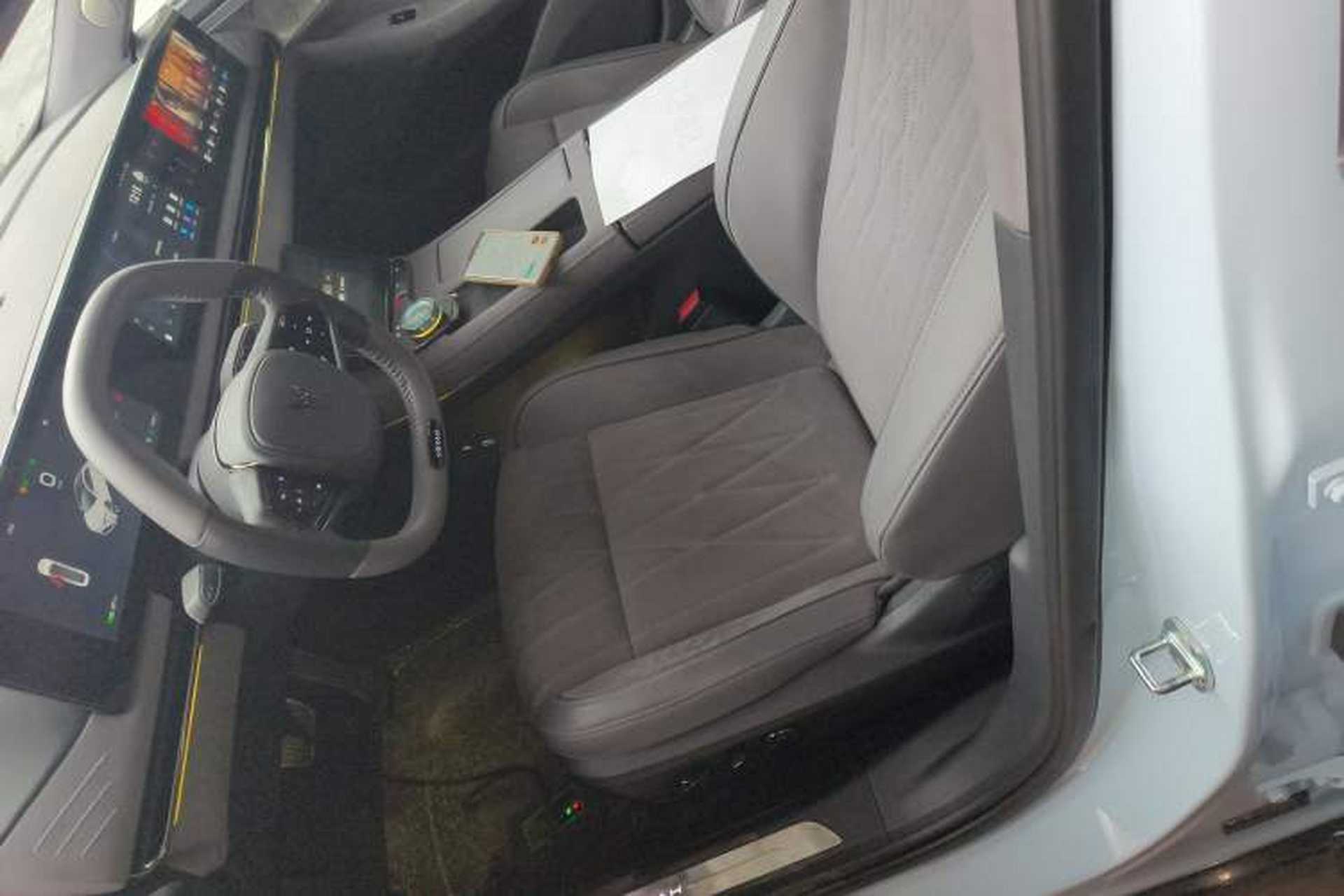 Used VOYAH PASSION 2023 Four-Wheel Drive Long-Range Version Left Front Seat
