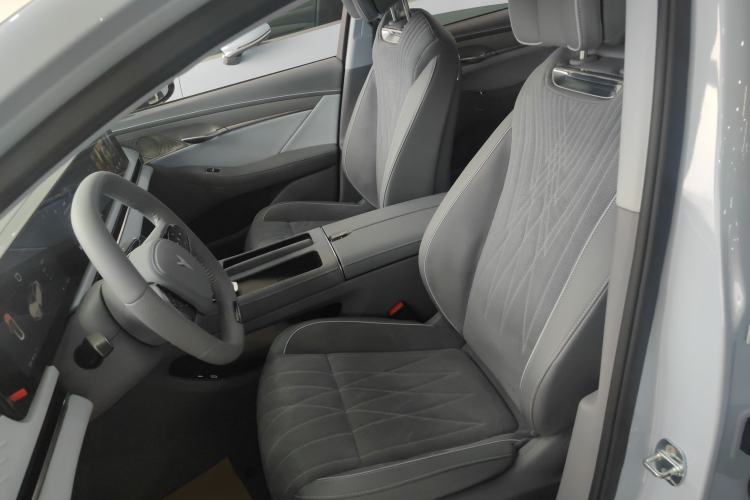 Used VOYAH PASSION 2023 Four-Wheel Drive Flagship Edition Left Front Seat