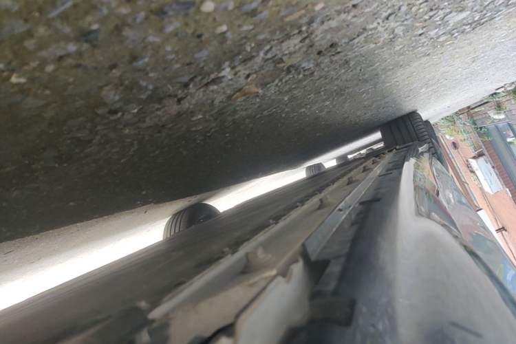 Used VOYAH PASSION 2023 Four-Wheel Drive Standard Edition Left Side Sill