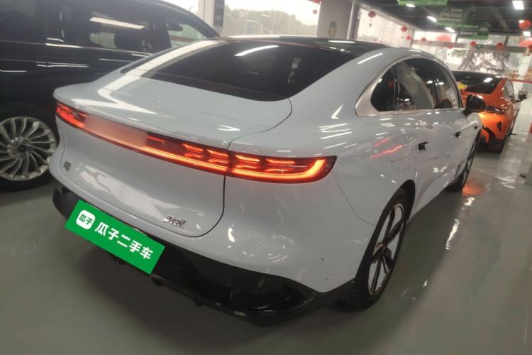 Used VOYAH PASSION 2023 Four-Wheel Drive Flagship Edition Rear Right 45 Deg