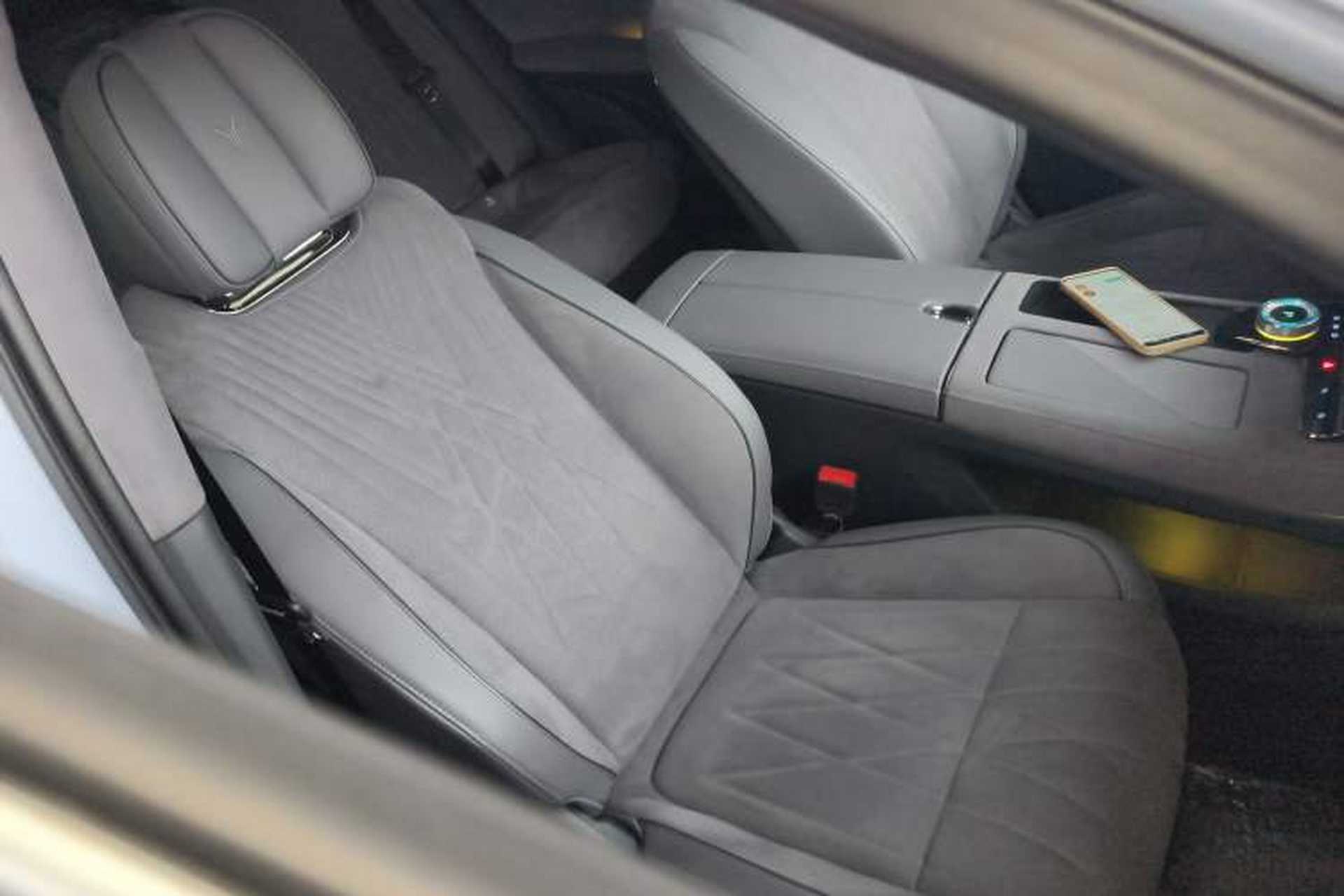 Used VOYAH PASSION 2023 Four-Wheel Drive Long-Range Version Right Front Seat
