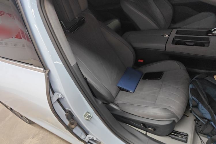 Used VOYAH PASSION 2023 Four-Wheel Drive Flagship Edition Right Front Seat