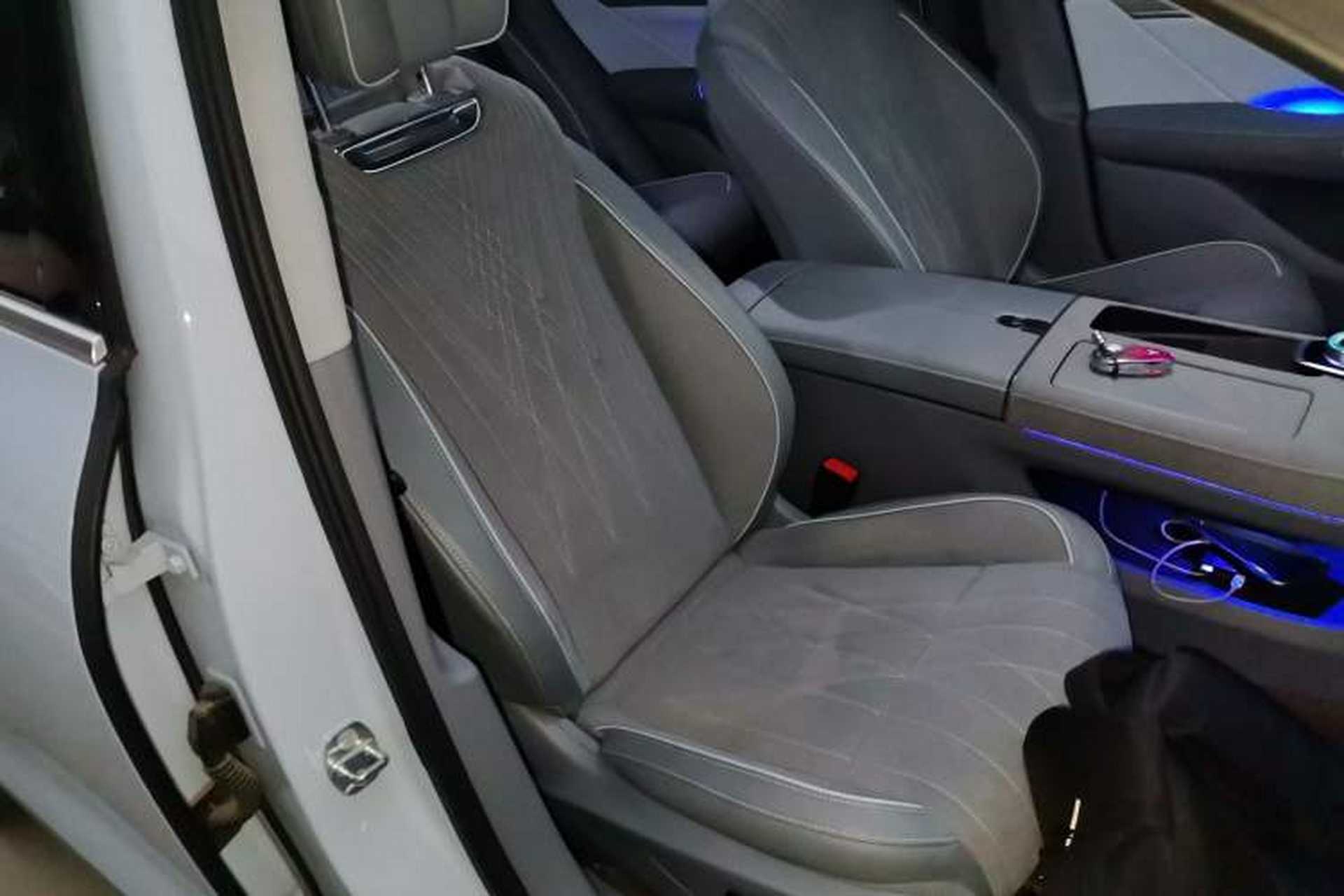 Used VOYAH PASSION 2023 Four-Wheel Drive Flagship Edition Right Front Seat