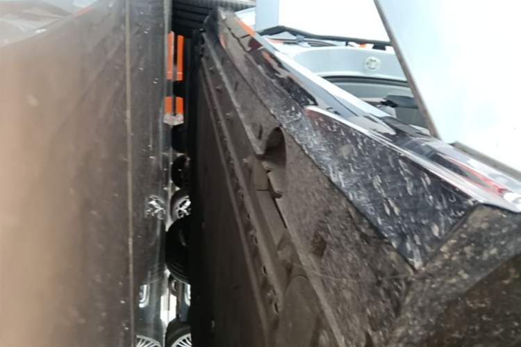 Used VOYAH PASSION 2023 Four-Wheel Drive Flagship Edition Right Side Sill