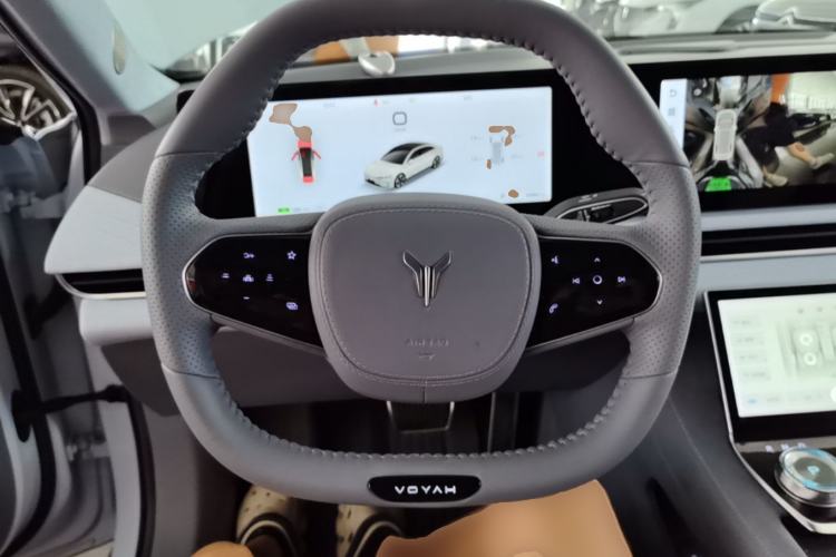 Used VOYAH PASSION 2023 Four-Wheel Drive Flagship Edition Steering Wheel