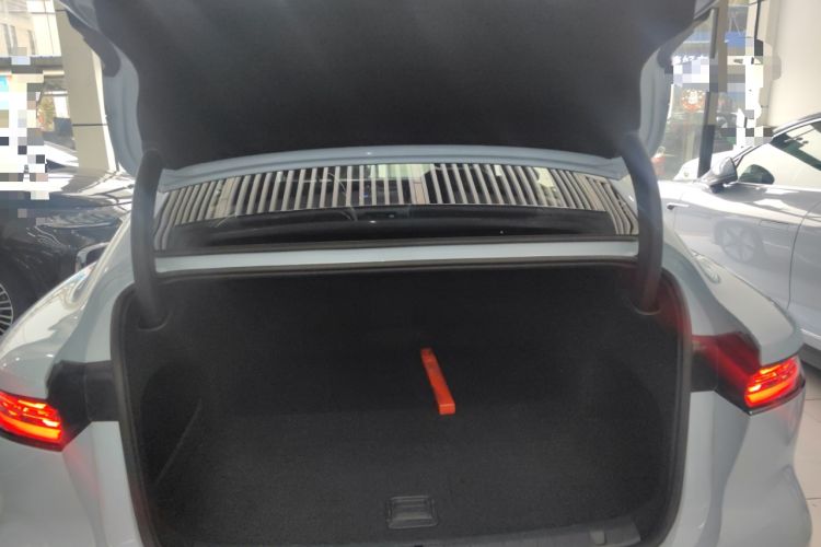 Used VOYAH PASSION 2023 Four-Wheel Drive Flagship Edition Trunk