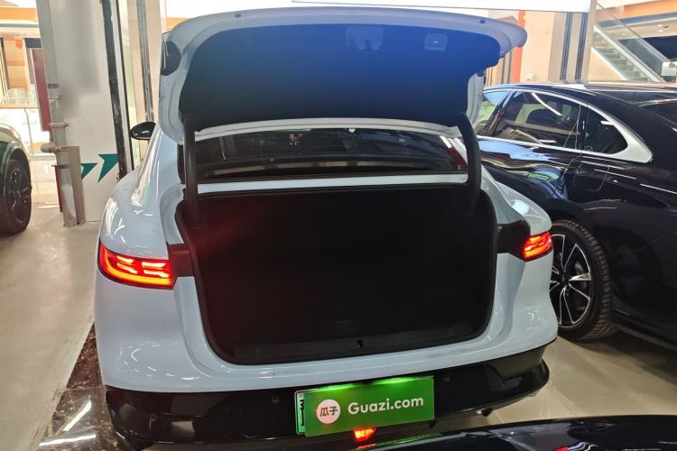 Used VOYAH PASSION 2023 Four-Wheel Drive Flagship Edition Trunk