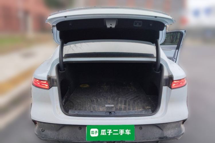 Used VOYAH PASSION 2023 Four-Wheel Drive Flagship Edition Trunk