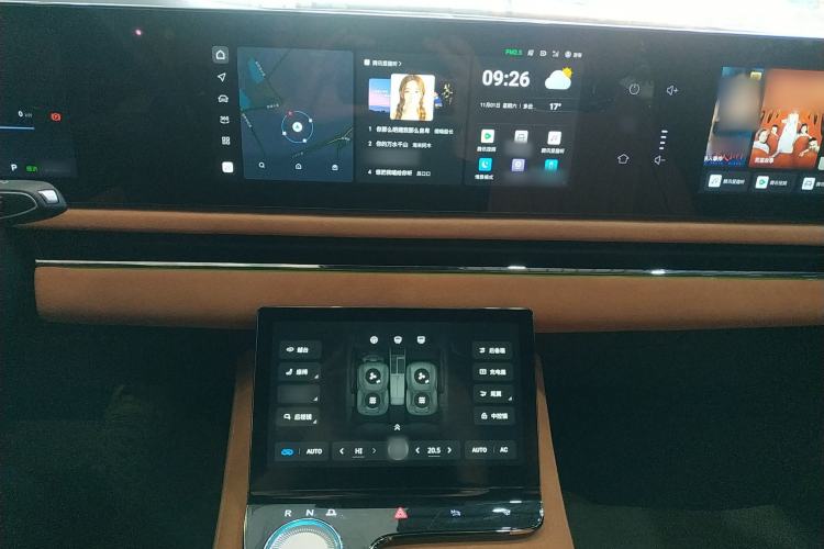 Used VOYAH PASSION 2023 Four-Wheel Drive Long-Range Version Audio And AC Panel