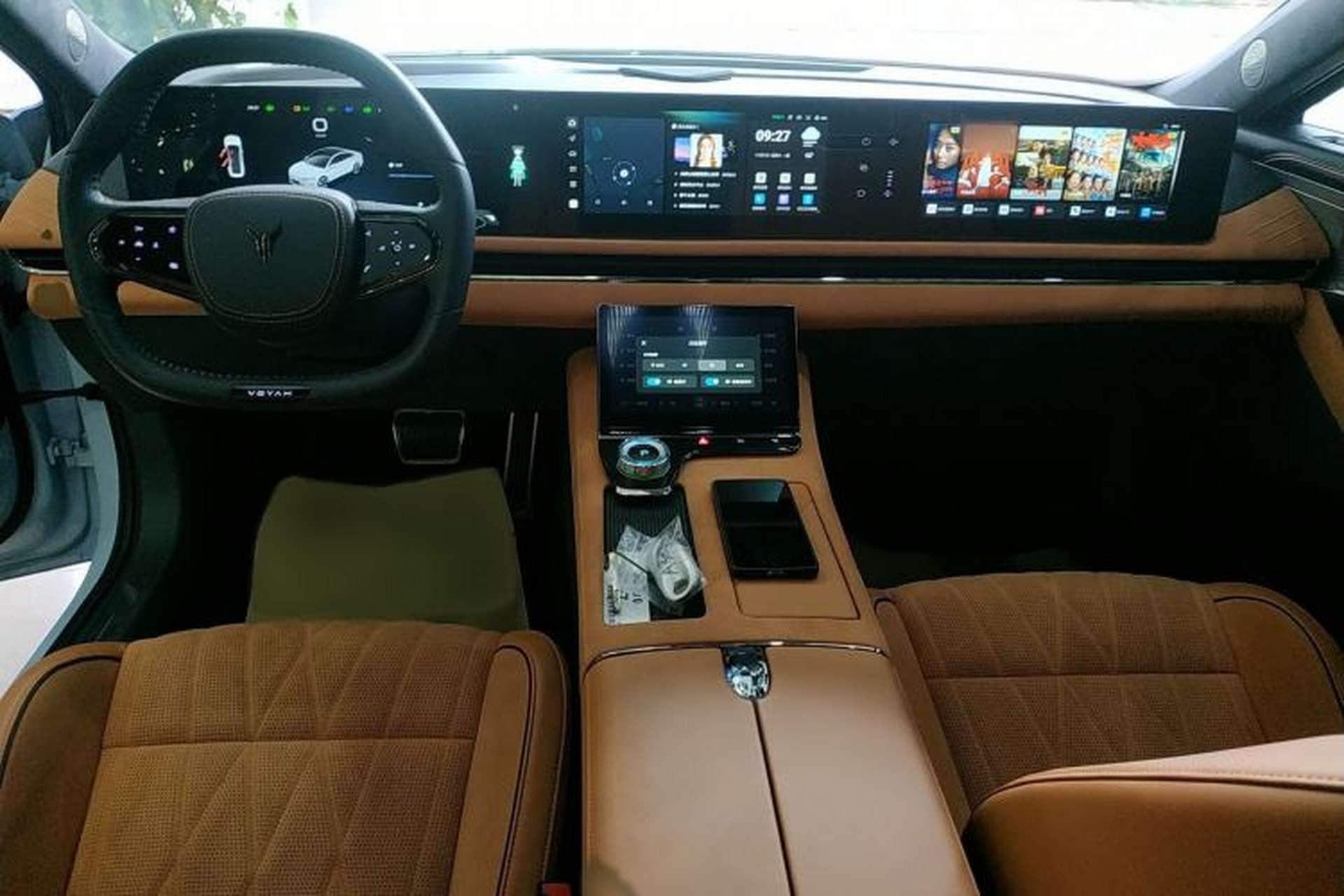 Used VOYAH PASSION 2023 Four-Wheel Drive Long-Range Version Interior 2