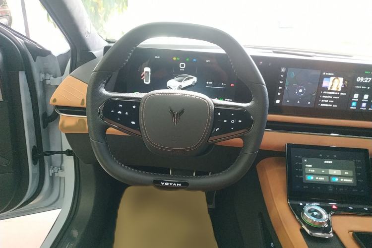 Used VOYAH PASSION 2023 Four-Wheel Drive Long-Range Version Steering Wheel