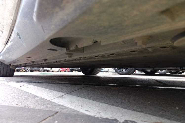 Used VOYAH PASSION 2023 Four-Wheel Drive Flagship Edition Chassis Front Right