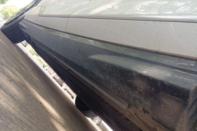 Used VOYAH PASSION 2023 Four-Wheel Drive Standard Edition Chassis Rear Left