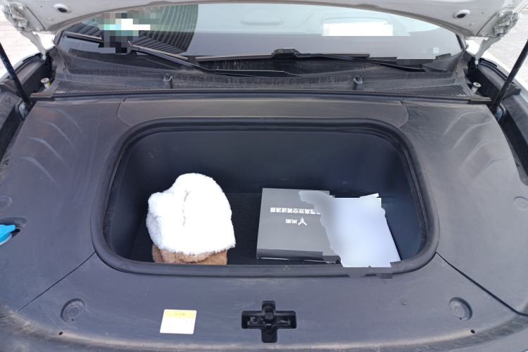 Used VOYAH PASSION 2023 Four-Wheel Drive Flagship Edition Engine Bay