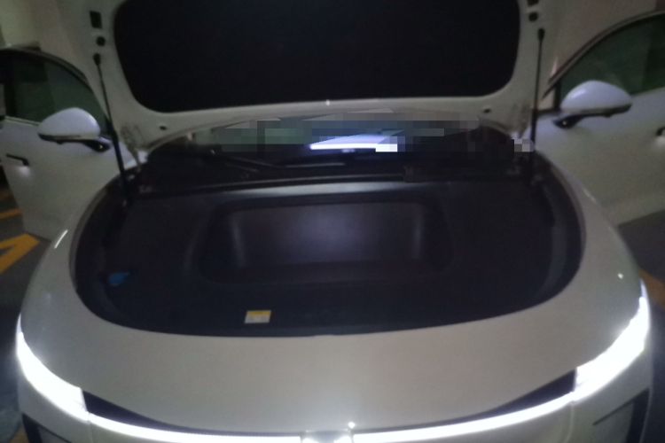 Used VOYAH PASSION 2023 Four-Wheel Drive Flagship Edition Engine Bay