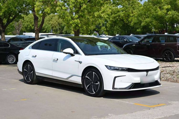 Used VOYAH PASSION 2023 Four-Wheel Drive Flagship Edition Exterior 2