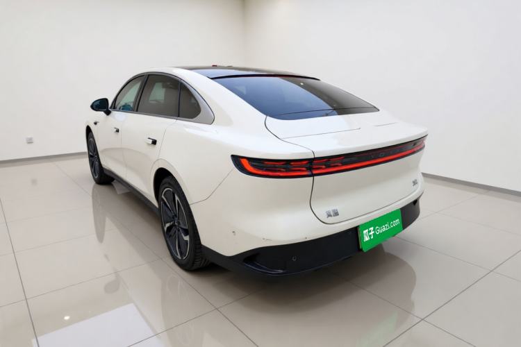 Used VOYAH PASSION 2023 Four-Wheel Drive Flagship Edition Exterior 3