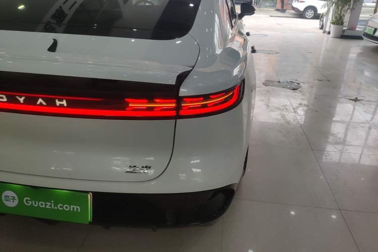 Used VOYAH PASSION 2023 Four-Wheel Drive Flagship Edition Exterior 3