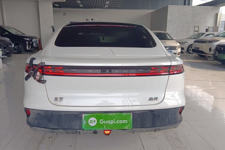 Used VOYAH PASSION 2023 Four-Wheel Drive Flagship Edition Exterior 4